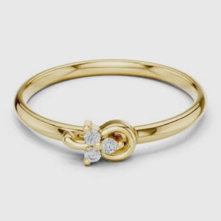 Open Circle Cluster Ring With Round Cut Brilliant Stones video
