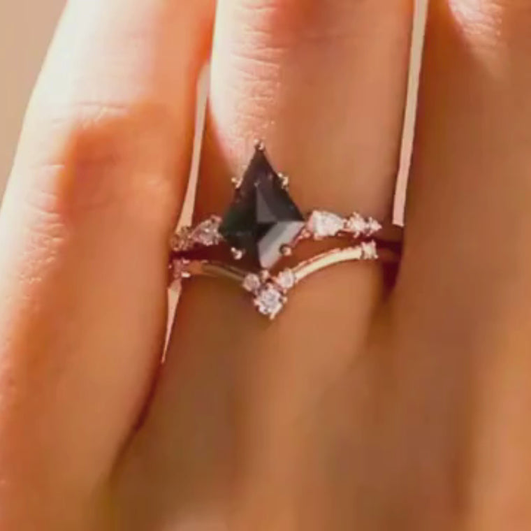 Fancy Black Kite Wedding Bridal Ring Set video