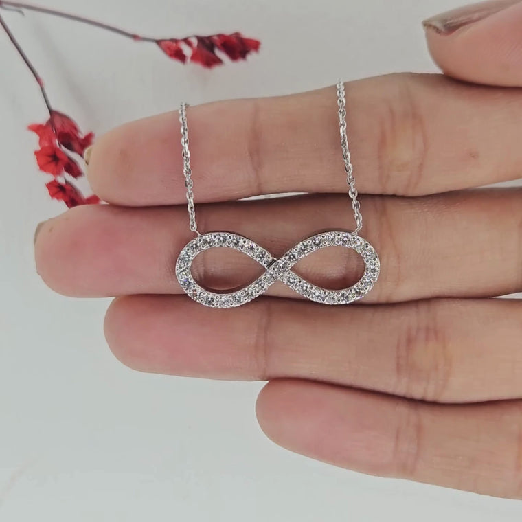 Infinity Style Round Pendant Necklace video