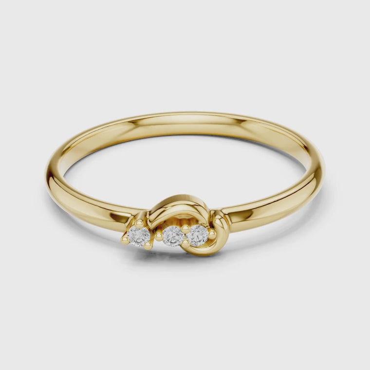 Gleaming Round Cut Ring For Queenly video