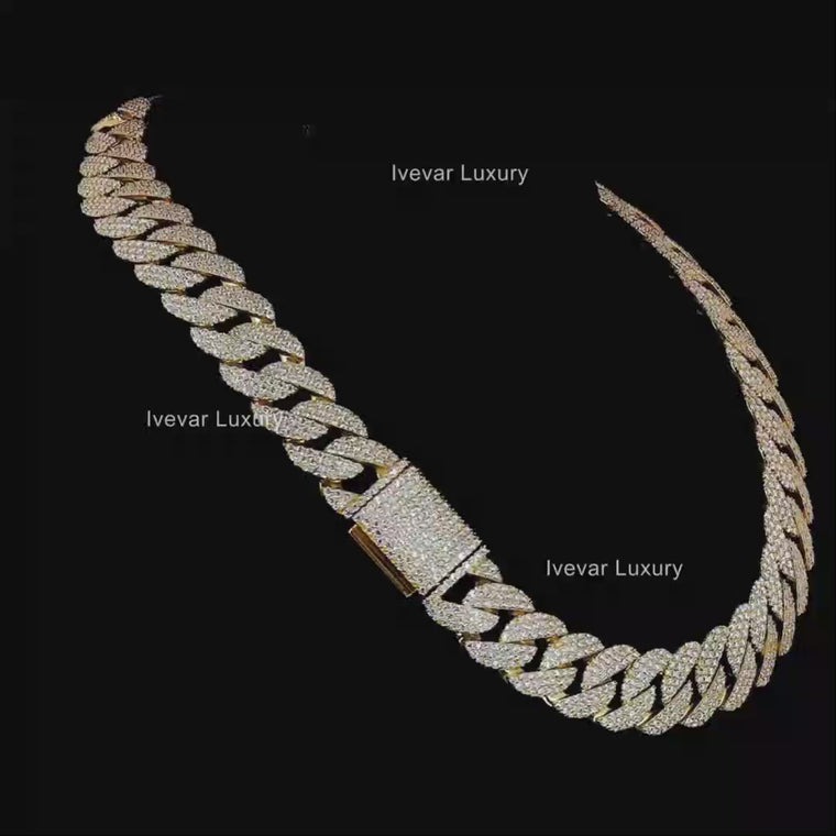 Full Pave Set Thorn Motif Cuban Link Chain Necklace with Moissanite video