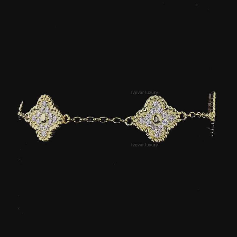Round Cut Clover Chain Bracelet video