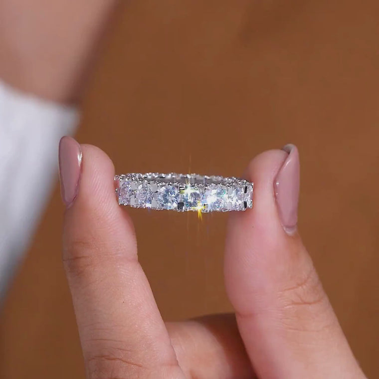 Round Brilliant Eternity Wedding Band video