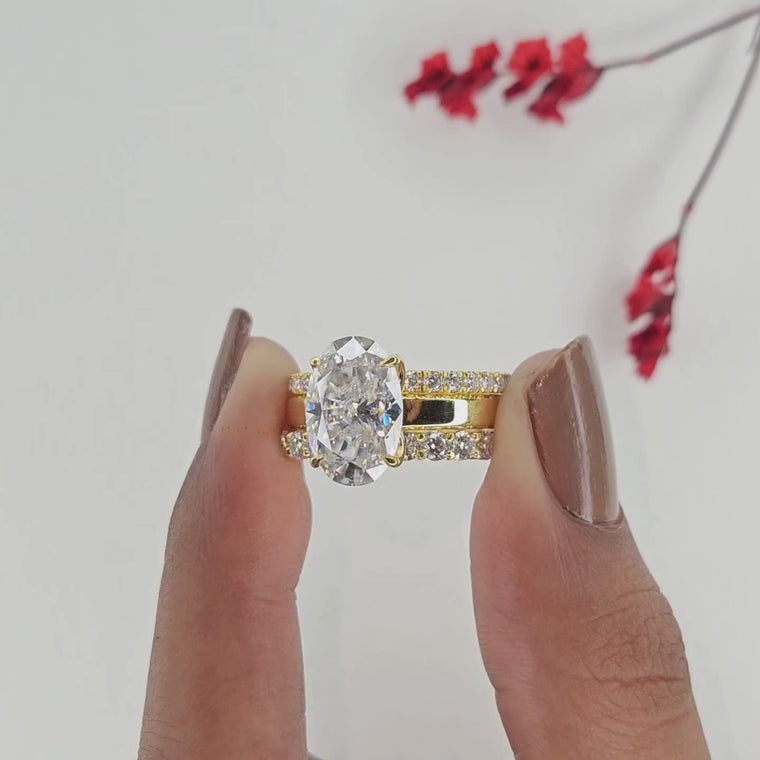 Oval Cut Bridal Ring Set with Pave Bands video
