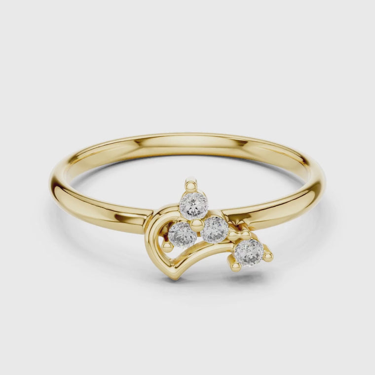 Minimalist Round Ring With Sparkling Accents video