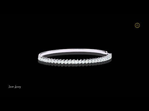 4.06 TCW Sleek Modern & Luxuriously Refined Pear Cut Moissanite Diamond Line Bracelet in Polished Gold