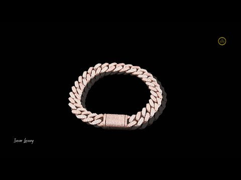 Custom Hip Hop Cuban Chain Showcasing Lab Diamonds and Exceptional Craftsmanship by Ivevar