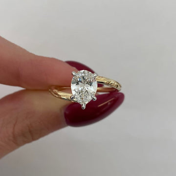 2.00 TCW Dazzling Lab Grown Oval Cut Solitaire Diamond Engagement Design Ring