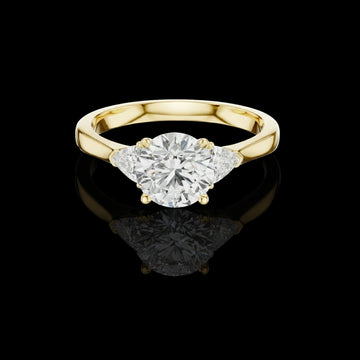2.50 CT Vintage Lab Grown Round Cut Diamond Ring For Royal Look