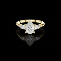 2.50 CT Dazzling Lab Grown Pear Cut Diamond Ring For Delight