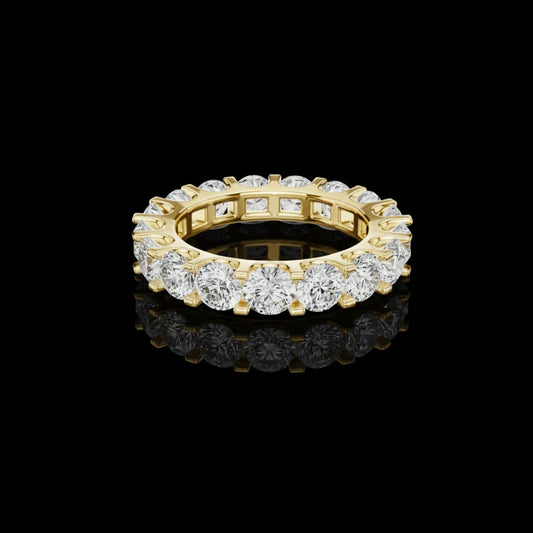 5.26 TCW Crystal Clear Full Round Cut Moissanite Diamond Eternity Band in Gold For Party Wear