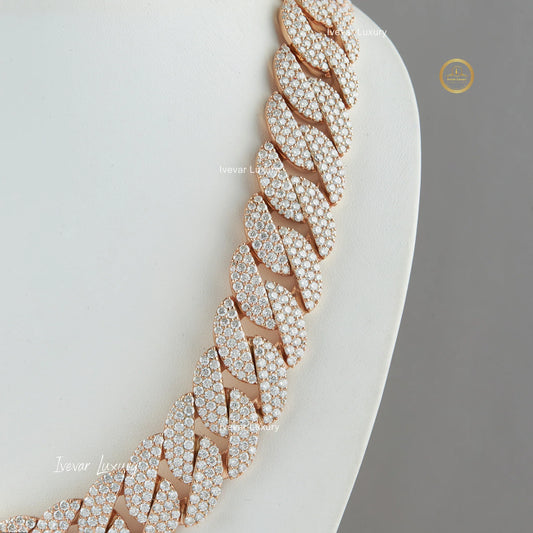 Luxury Natural Diamond Cuban Link Chain Necklace by Ivevar