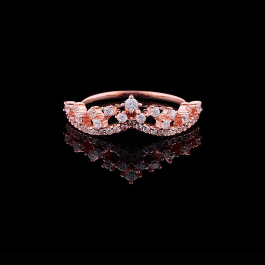 0.35 TCW Rose Gold Tiara-Inspired Moissanite Diamond Crown Ring Elegant Round Brilliant Cut Band for Royal-Inspired Fine Jewelry