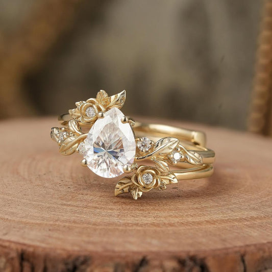 1.05 CT Meadow Grace Pear Cut Moissanite Diamond Ring Set with Hand-Sculpted Floral Leaves in Warm Gold